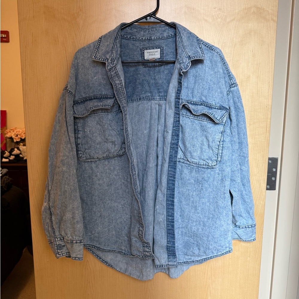 American Eagle Outfitters Blue Button Down Shirt